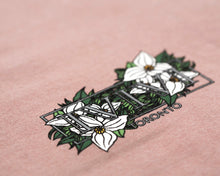 Load image into Gallery viewer, IVIVI Trillium Tee - Pink Distressed